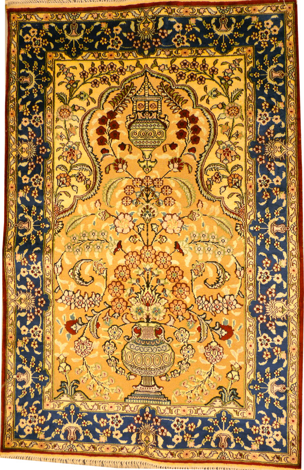  Tapis  Oriental Hereke fils d Or  151 x 92 cm www 