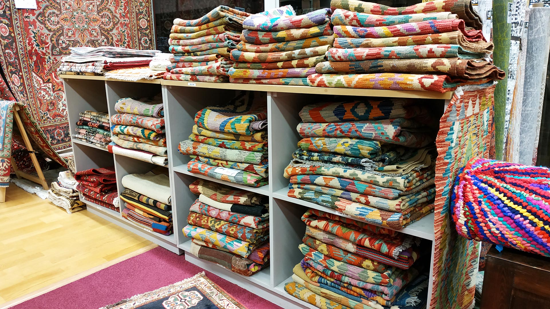 Grande Tapisserie Kilim Tissée Main - Décoration Murale Ethnique Vintage - Multicolore